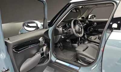 MINI Cooper 2023, 8053 км, за 19377.29 USD - фото 11