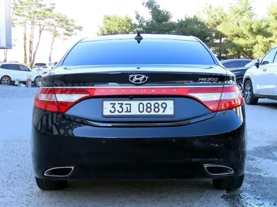 Hyundai Grandeur 2012, 296713 км, за 1236.01 USD