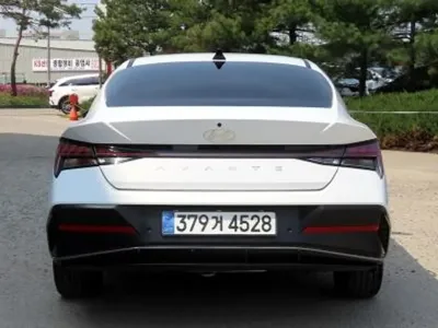 Hyundai Avante 2026, 13600 км, за 16156.36 USD