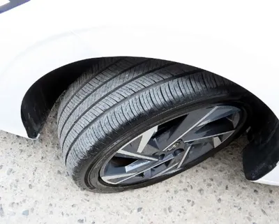 Hyundai Avante 2026, 13600 км, за 16156.36 USD
