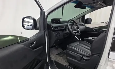 Hyundai Staria 2024, 90350 км, за 14375.74 USD - фото 10