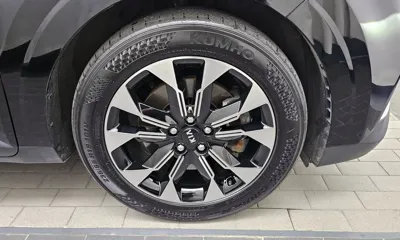 Kia Canival 2021, 129231 км, за 15526.92 USD