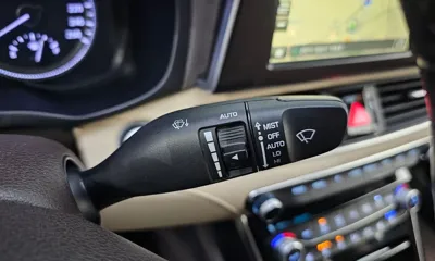 Hyundai Grandeur 2018, 155032 км, за 8855.19 USD - фото 18