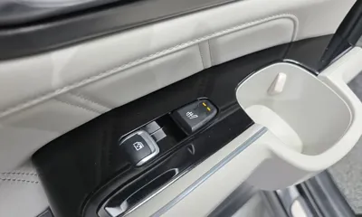 Kia Sorento 2022, 61827 км, за 21097.86 USD - фото 18