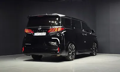 Toyota Alphard 2024, 16416 км, за 63607.72 USD