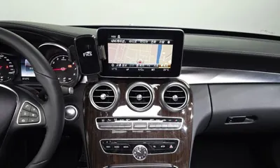 Mercedes-Benz C-Class 2018, 51957 км, за 11777.66 USD - фото 14