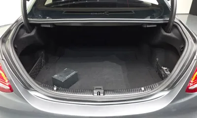 Mercedes-Benz C-Class 2018, 51957 км, за 11777.66 USD - фото 20