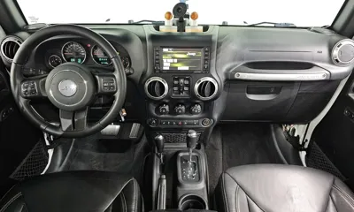 Jeep Wrangler 2017, 52188 км, за 22408.79 USD - фото 7