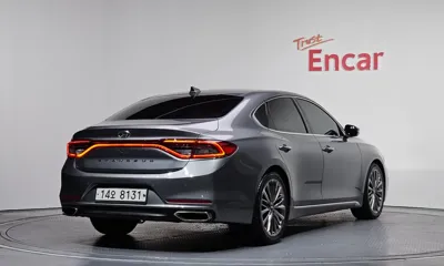 Hyundai Grandeur 2017, 194451 км, за 5622.51 USD