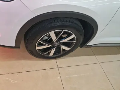 BYD Pro New Energy 2024, 36000 км, за 10829.69 USD - фото 23