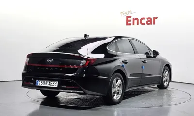 Hyundai Sonata 2022, 129841 км, за 8526.98 USD