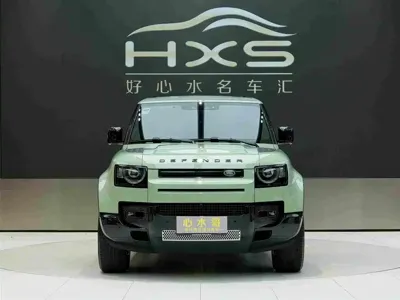 Land Rover Defender 2023, 17000 км, за 95348.36 USD