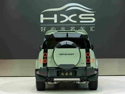 Land Rover Defender 2023, 17000 км, за 95348.36 USD