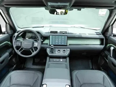 Land Rover Defender 2023, 17000 км, за 95348.36 USD - фото 6