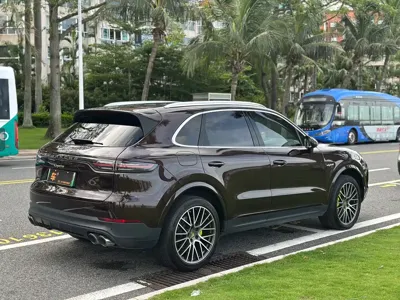 Porsche Cayenne Hybrid 2022, 59000 км, за 55695.48 USD - фото 6