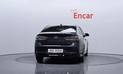 Hyundai Sonata 2018, 139681 км, за 6874.67 USD