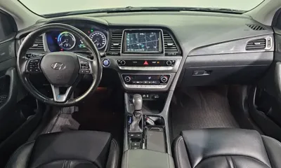 Hyundai Sonata 2018, 139681 км, за 6826.83 USD - фото 7