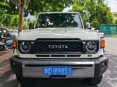 Toyota Land Cruiser 2025, 24800 км, за 93851.56 USD