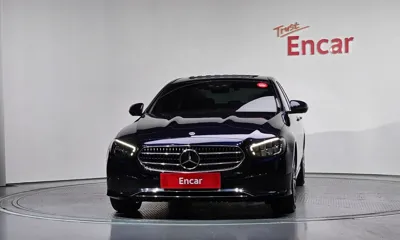 Mercedes-Benz E-Class 2022, 27645 км, за 22736.17 USD