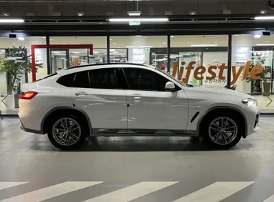 BMW X4 2021, 26514 км, за 28664.51 USD