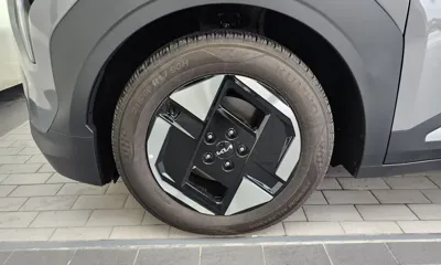 Kia EV3 2026, 10292 км, за 22276.59 USD