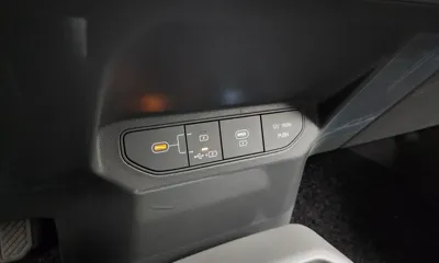 Kia EV3 2026, 10292 км, за 22276.59 USD - фото 34