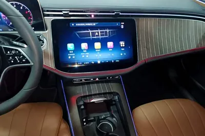 Mercedes-Benz E-Class 2025, 8400 км, за 58252 USD - фото 20