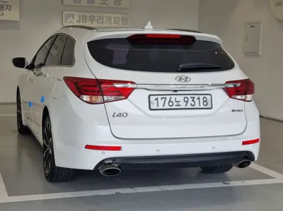 Hyundai i40 2016, 160216 км, за 4225.44 USD