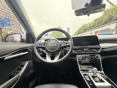 Kia Seltos 2023, 10000 км, за 16004.78 USD - фото 14