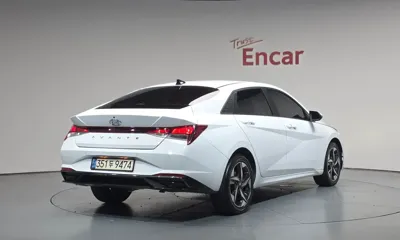Hyundai Avante 2022, 66039 км, за 11159.25 USD