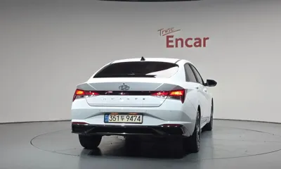 Hyundai Avante 2022, 66039 км, за 11159.25 USD