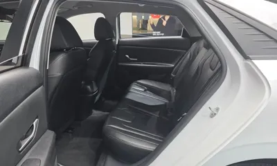 Hyundai Avante 2022, 66039 км, за 11074.92 USD - фото 26