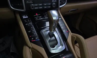 Porsche Cayenne 2017, 164749 км, за 21185.41 USD - фото 9