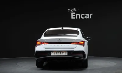 Hyundai Avante 2024, 53753 км, за 12365.17 USD
