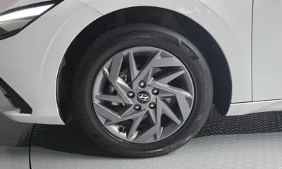 Hyundai Avante 2024, 53753 км, за 12365.17 USD