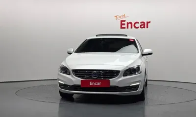 Volvo S60 2018, 133111 км, за 6012.55 USD