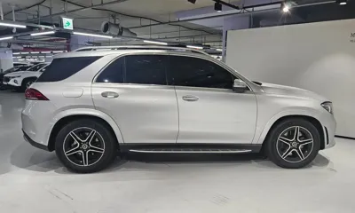 Mercedes-Benz GLE-Class 2021, 49882 км, за 37730.97 USD - фото 9