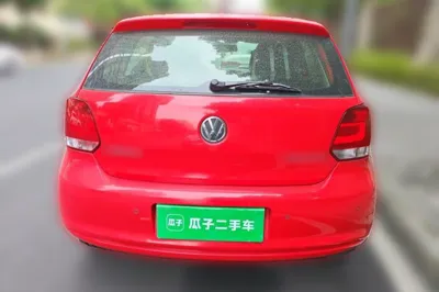 Volkswagen Polo 2011, 69300 км, за 3590 USD