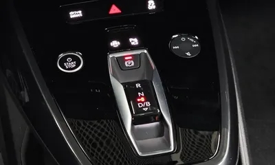 Audi Q4 e-tron 2022, 84336 км, за 22037.31 USD - фото 9