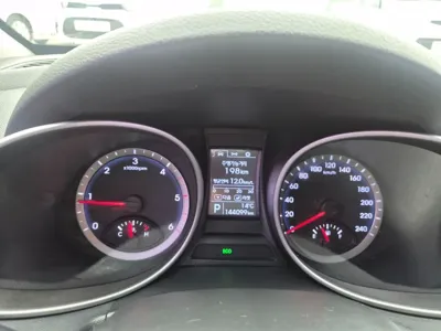 Hyundai Santafe 2014, 144036 км, за 6446.57 USD