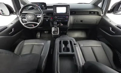 Hyundai Staria 2022, 85378 км, за 16895.27 USD - фото 7