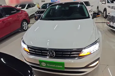 Volkswagen Lamando 2021, 59200 км, за 11882 USD