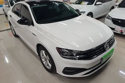 Volkswagen Lamando 2021, 59200 км, за 11882 USD