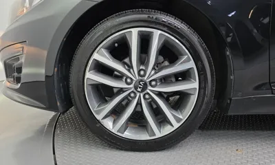 Kia K5 2014, 81753 км, за 5074.17 USD