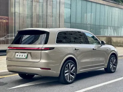 Li Auto Li L9 2022, 48000 км, за 33859.31 USD