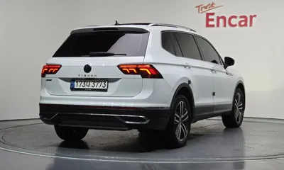 Volkswagen Tiguan 2023, 44123 км, за 21152.84 USD