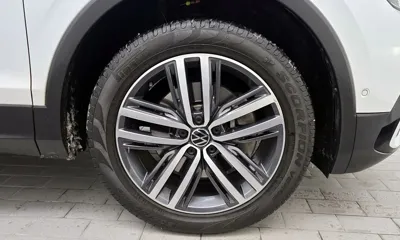 Volkswagen Tiguan 2023, 44123 км, за 21152.84 USD