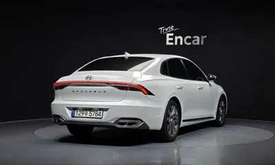 Hyundai Grandeur 2022, 72491 км, за 17795.91 USD