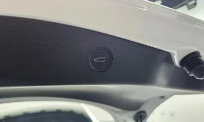 Tesla Model 3 2022, 57902 км, за 23387.63 USD - фото 18