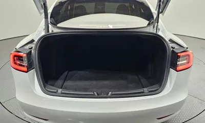 Tesla Model 3 2022, 57902 км, за 23387.63 USD - фото 19